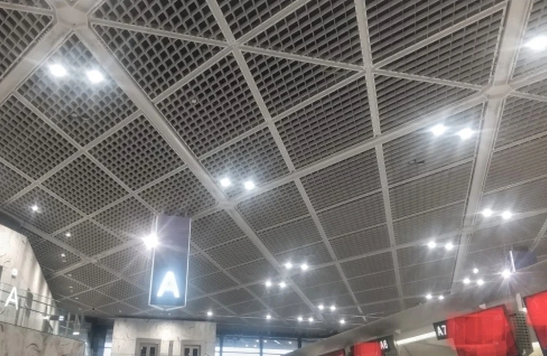 成田空港でお仕事しよう！ 未経験者歓迎！幅広い年代が活躍できる環境！